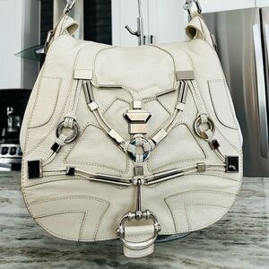 Gucci Authentic Off White Calfskin Leather Convertible Bag